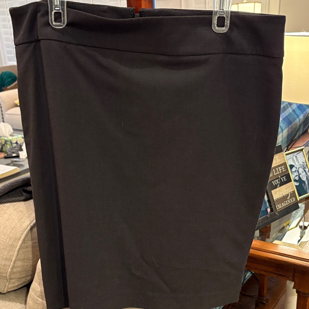 Anne Klein Classic Black Pencil Skirt